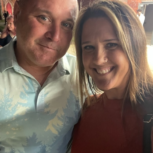 Meet your Posher, Tara - Picture 2 of 7